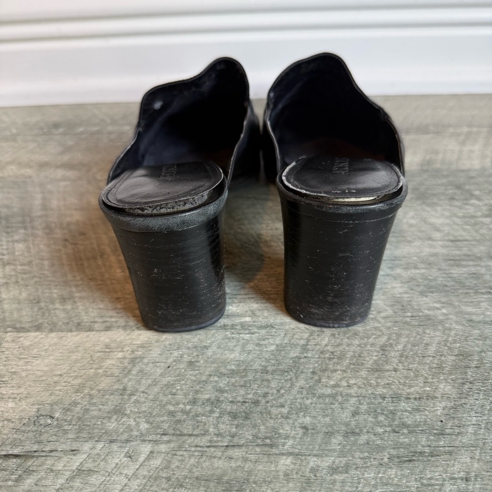Vtg Clog Mules Womens 8 Black Leather Slip-On Heeled Sq Toe Block Heel Shoe - Picture 5 of 11